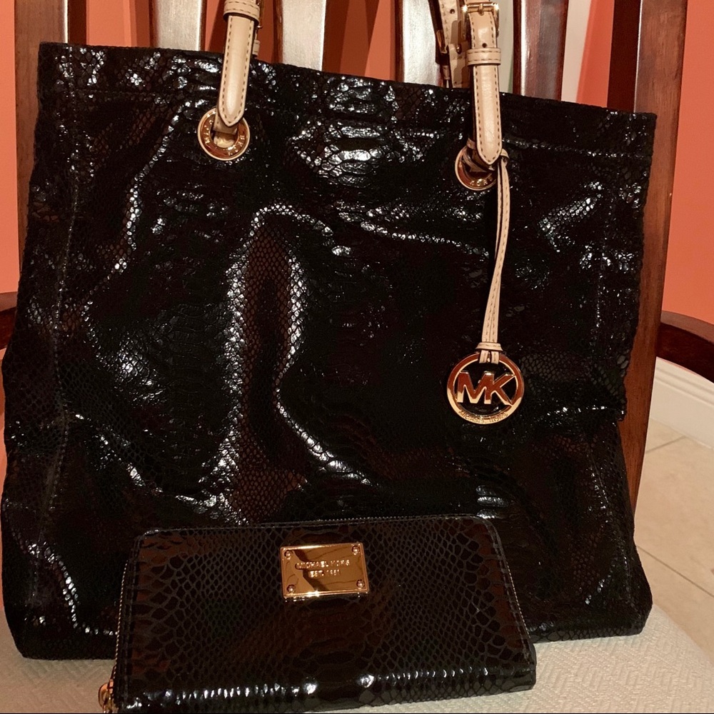 Michael Kors Black Leather Tote and Wallet Set